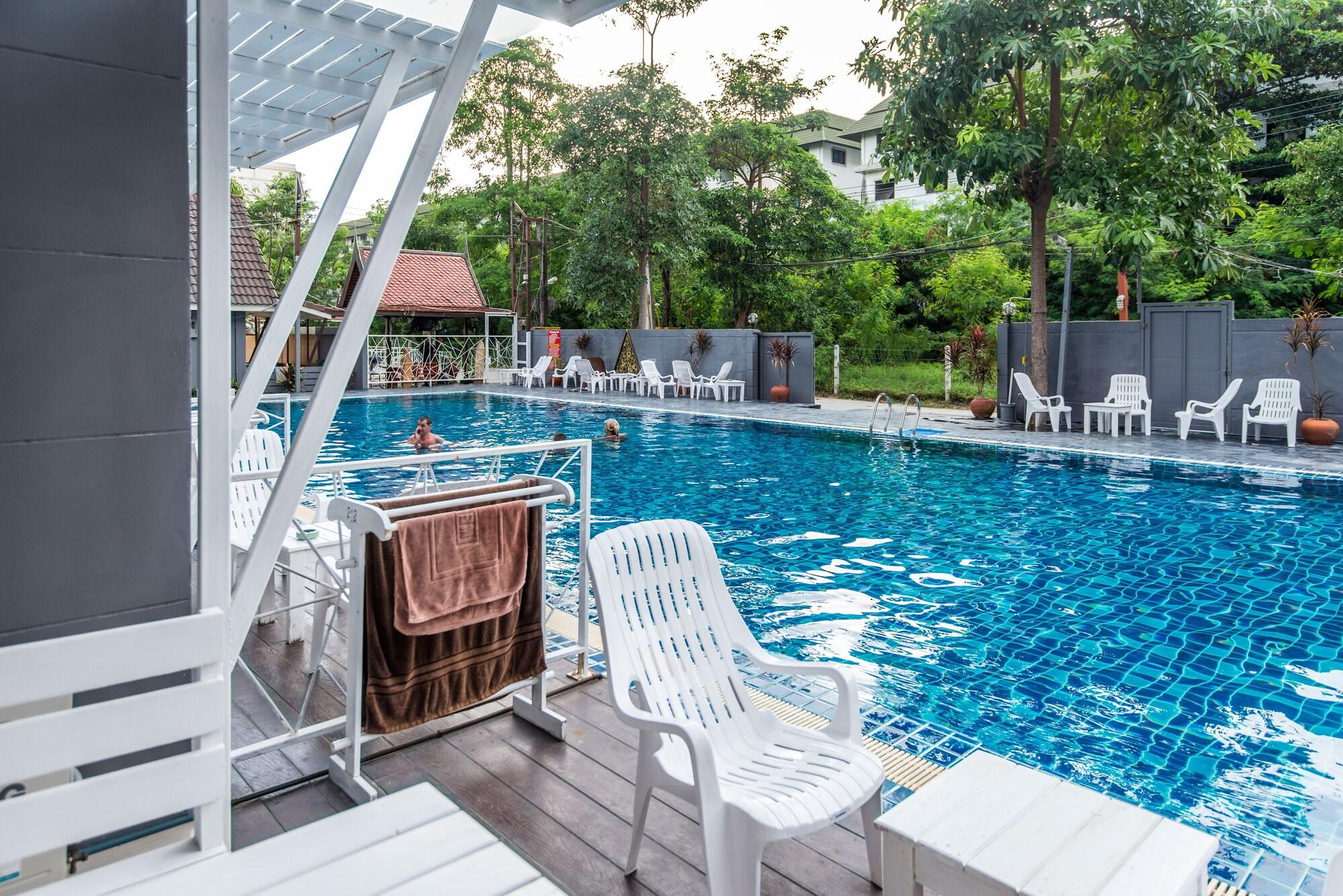 Pk Resort Pattaya 乔木提恩海滩 外观 照片