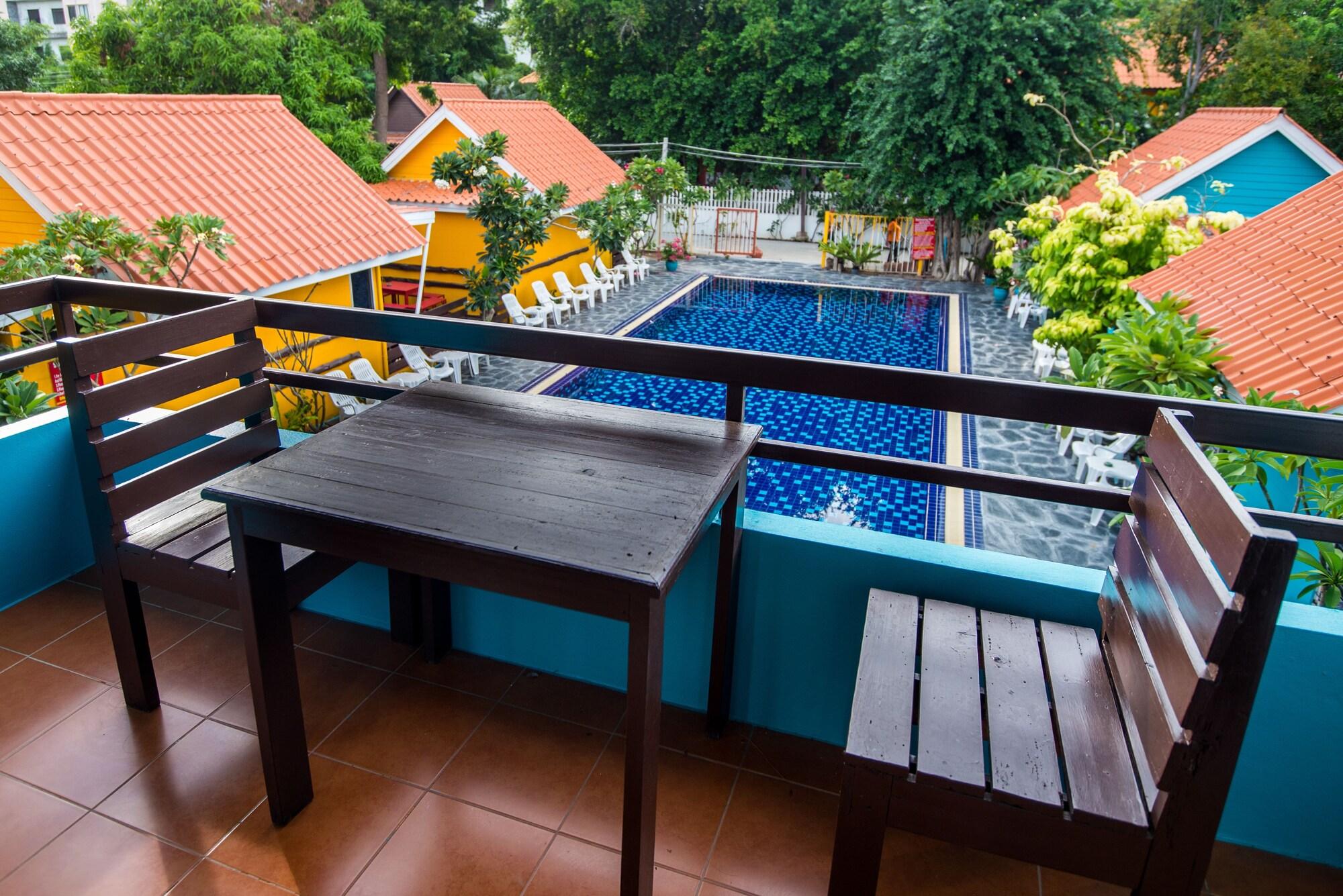 Pk Resort Pattaya 乔木提恩海滩 外观 照片