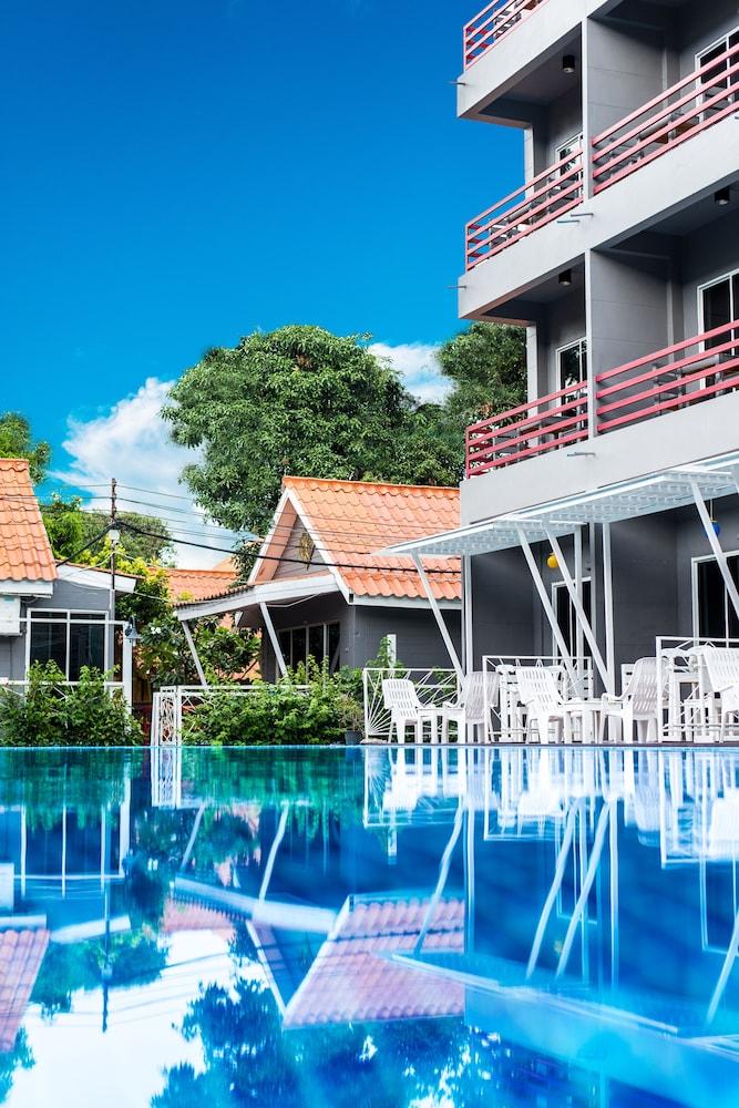 Pk Resort Pattaya 乔木提恩海滩 外观 照片