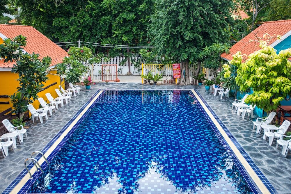 Pk Resort Pattaya 乔木提恩海滩 外观 照片